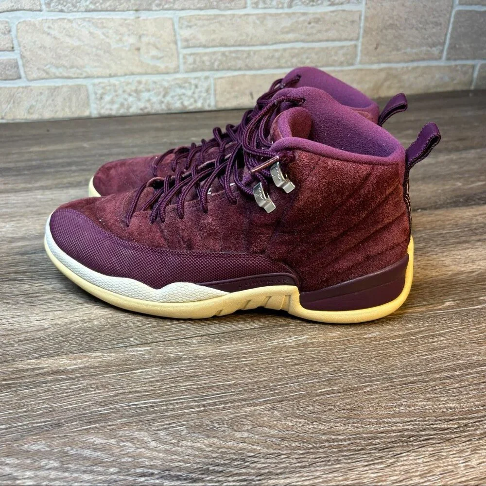 Size 10 - Nike Air Jordan 12 Retro‎ Bordeaux